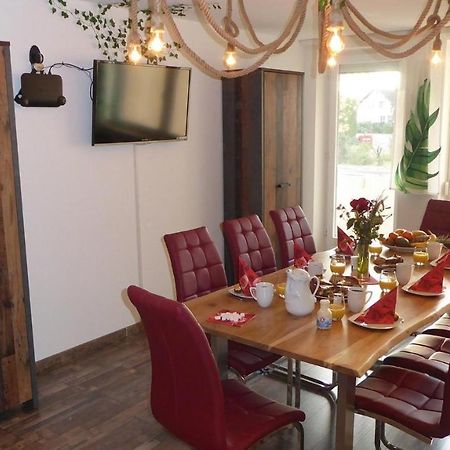 Ferienwohnung Jungle Adventure Гюнцбург Екстер'єр фото